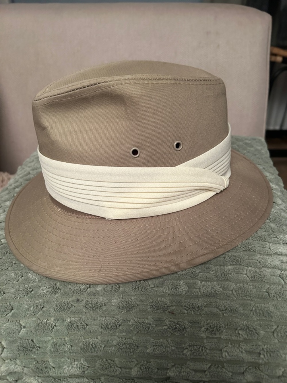 New Young An Taupe Safari-Style Hat with Cream Wrapped Band